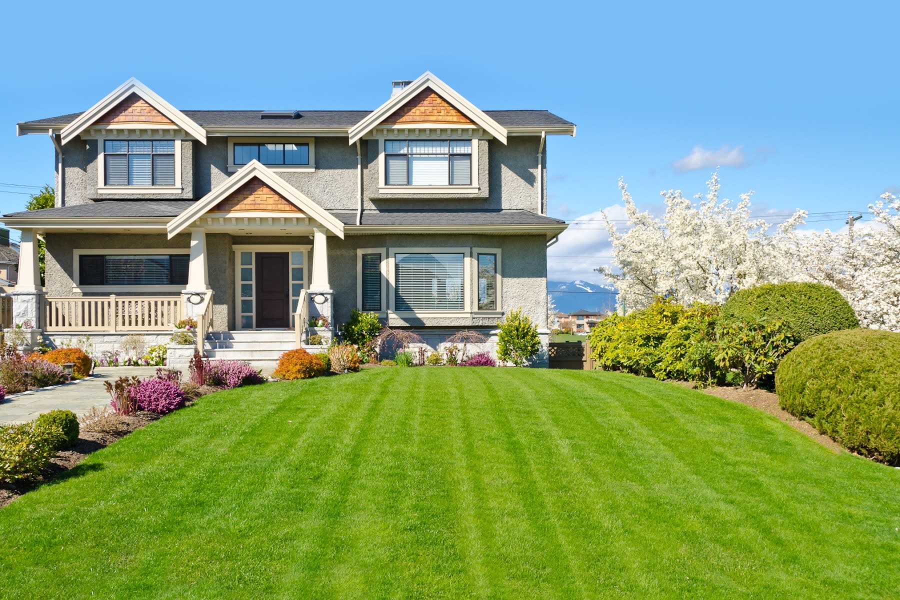 How much does lawn care cost?