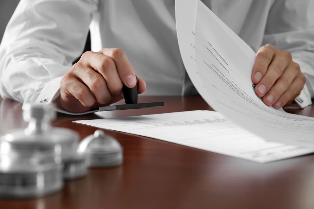 How much does a notary public cost?