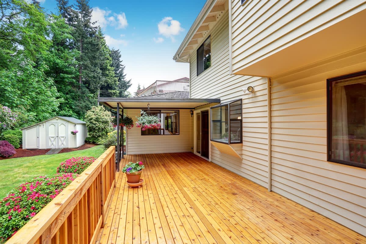 How much does it cost to repair a deck or its boards?