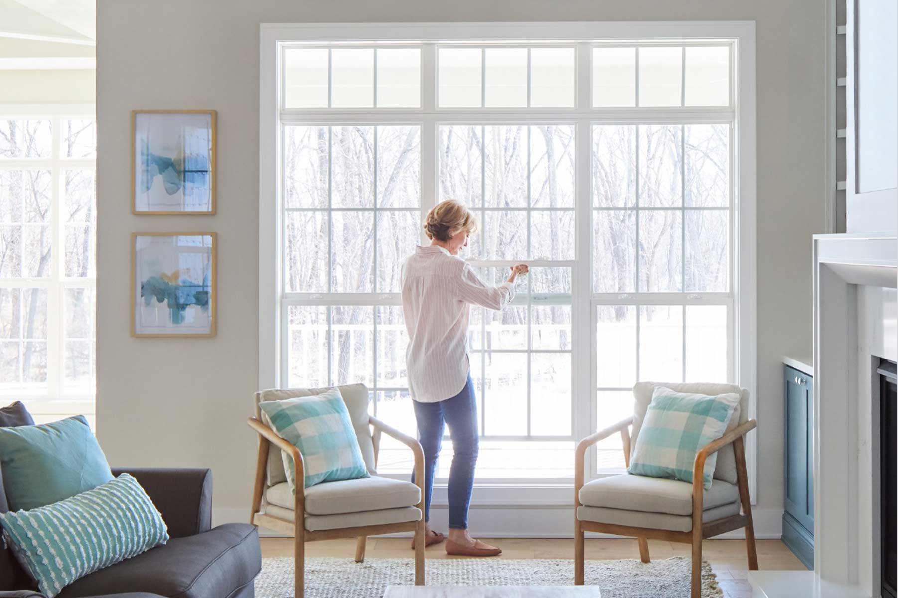 How much do Pella windows cost?