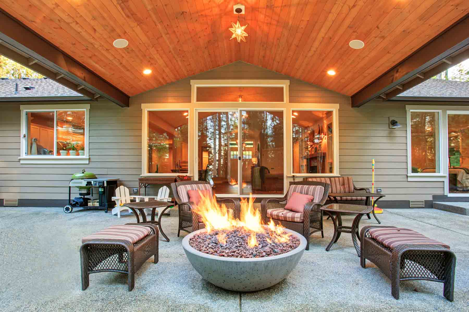 How Much Does A Covered Patio Cost? (2023)