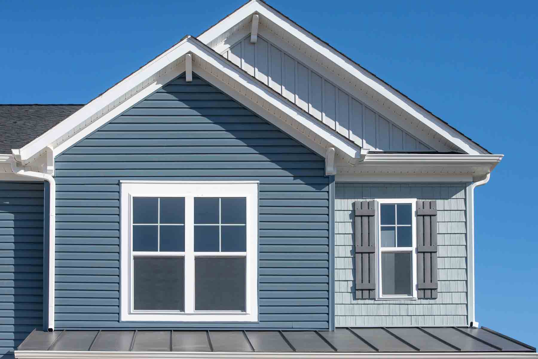 How Much Does Vinyl Siding Cost? (2023 Data)