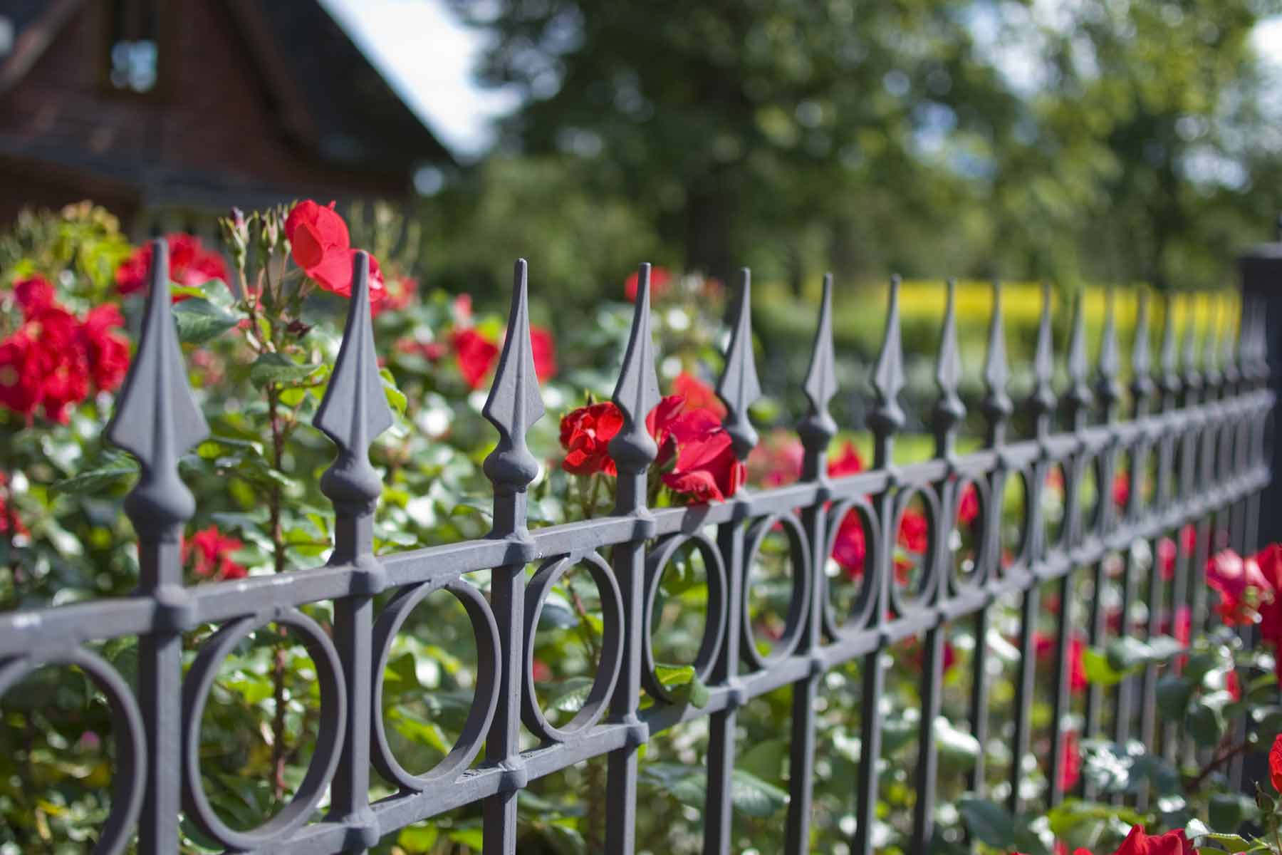 How Much Does a Wrought Iron Fence Cost? (2023 Prices)