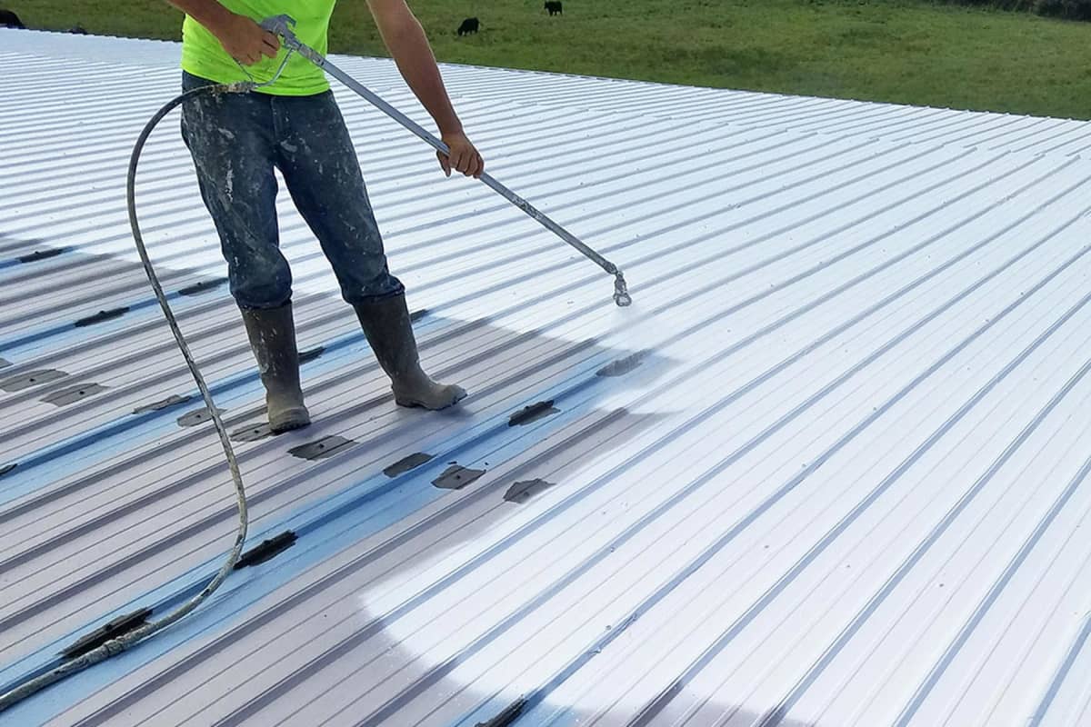 How much does it cost to coat or seal a roof?
