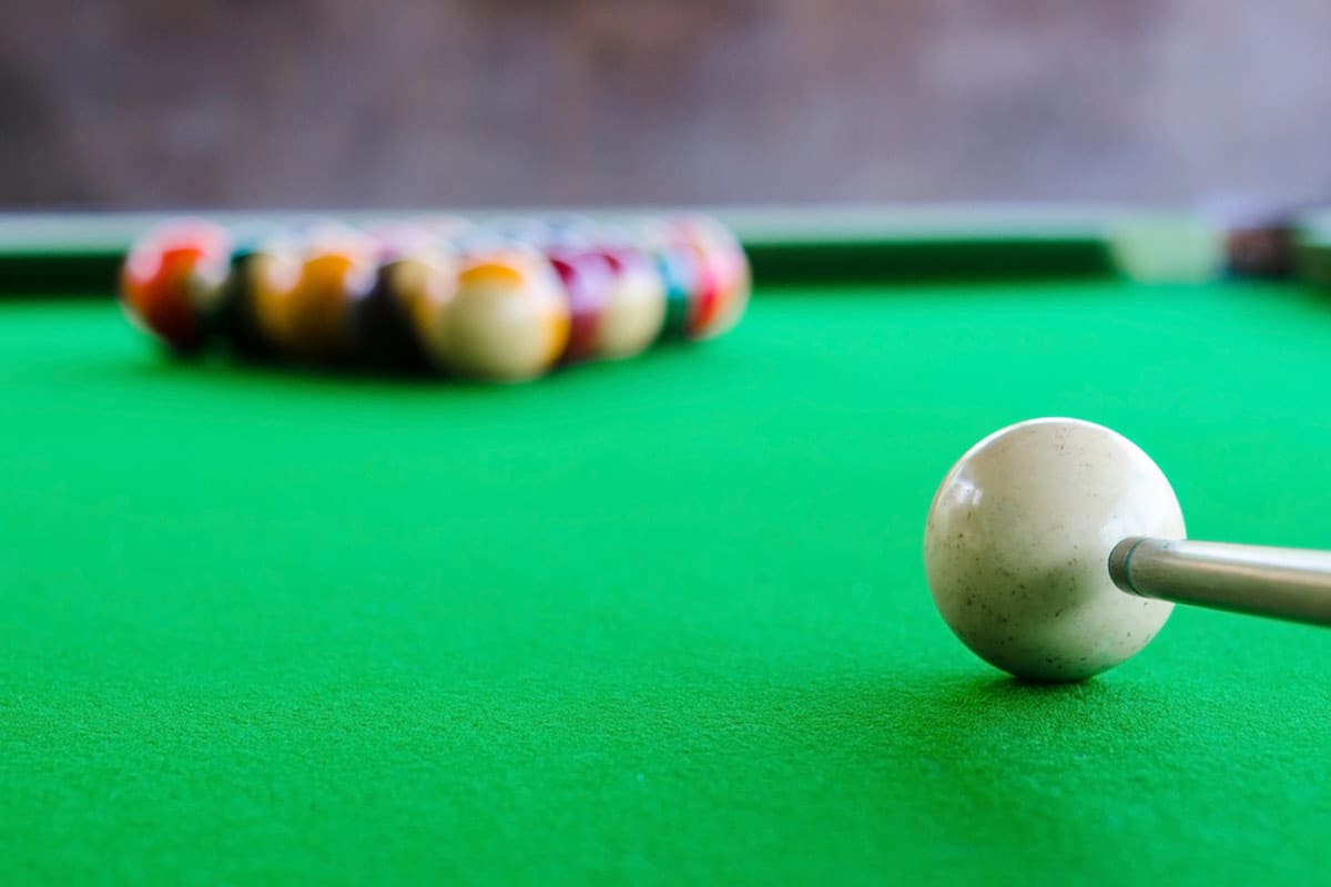 How much does it cost to recover or refelt a pool table?