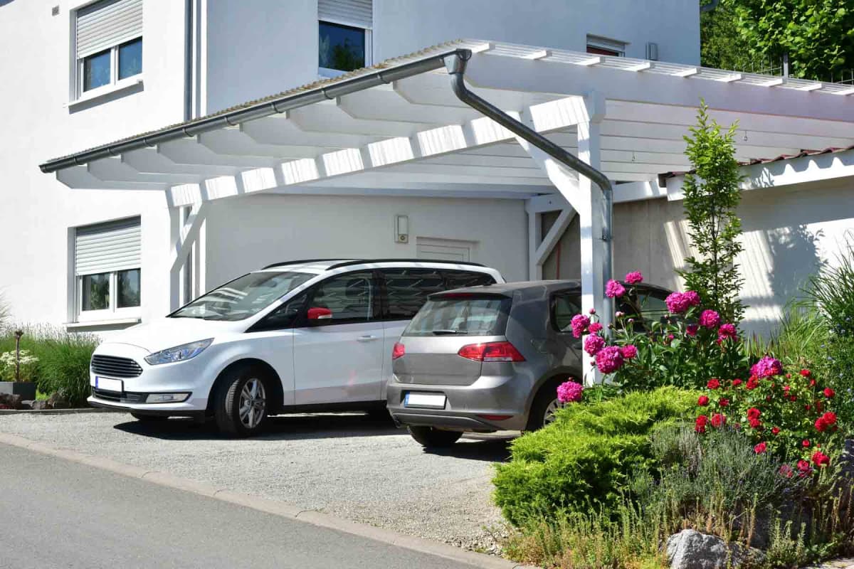 How much does it cost to build a carport?
