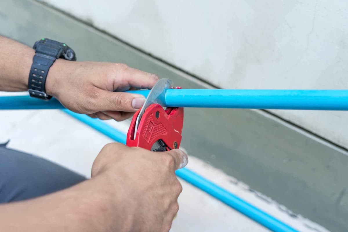 How much does it cost to replace polybutylene pipes?