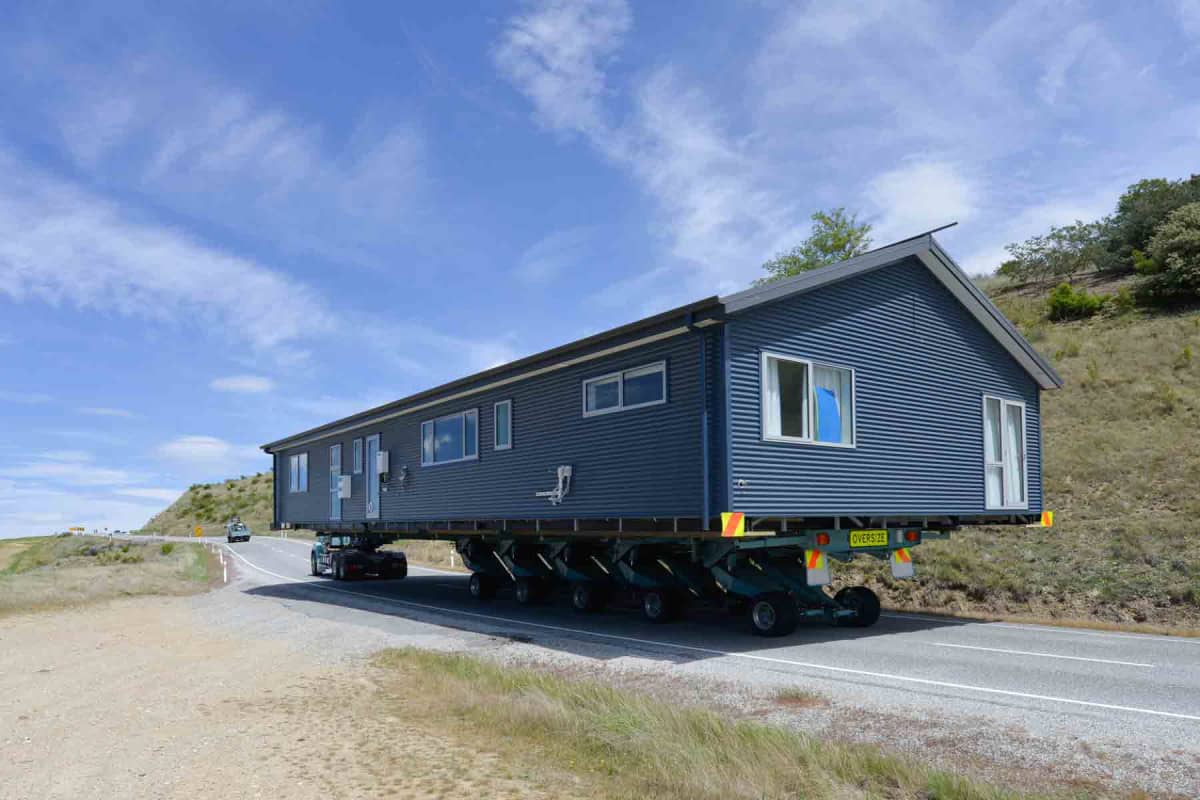 How much does it cost to move a house?