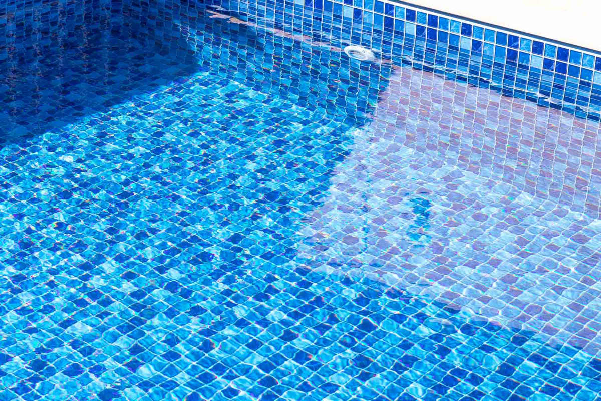 How much do vinyl liner pools cost?