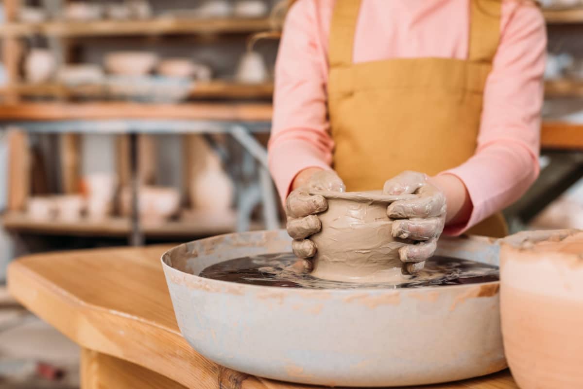 How much do pottery classes cost?
