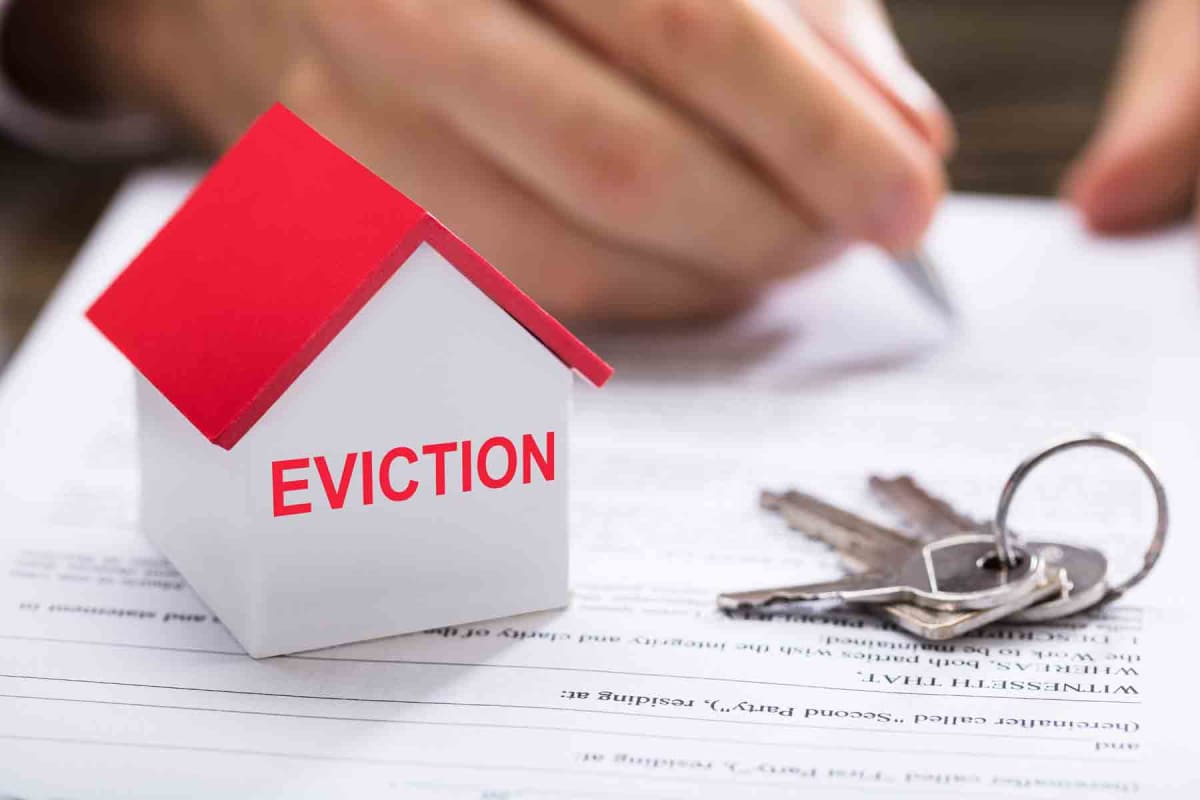 How much does an eviction lawyer cost?