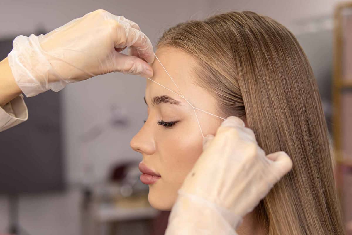How much does eyebrow threading cost?