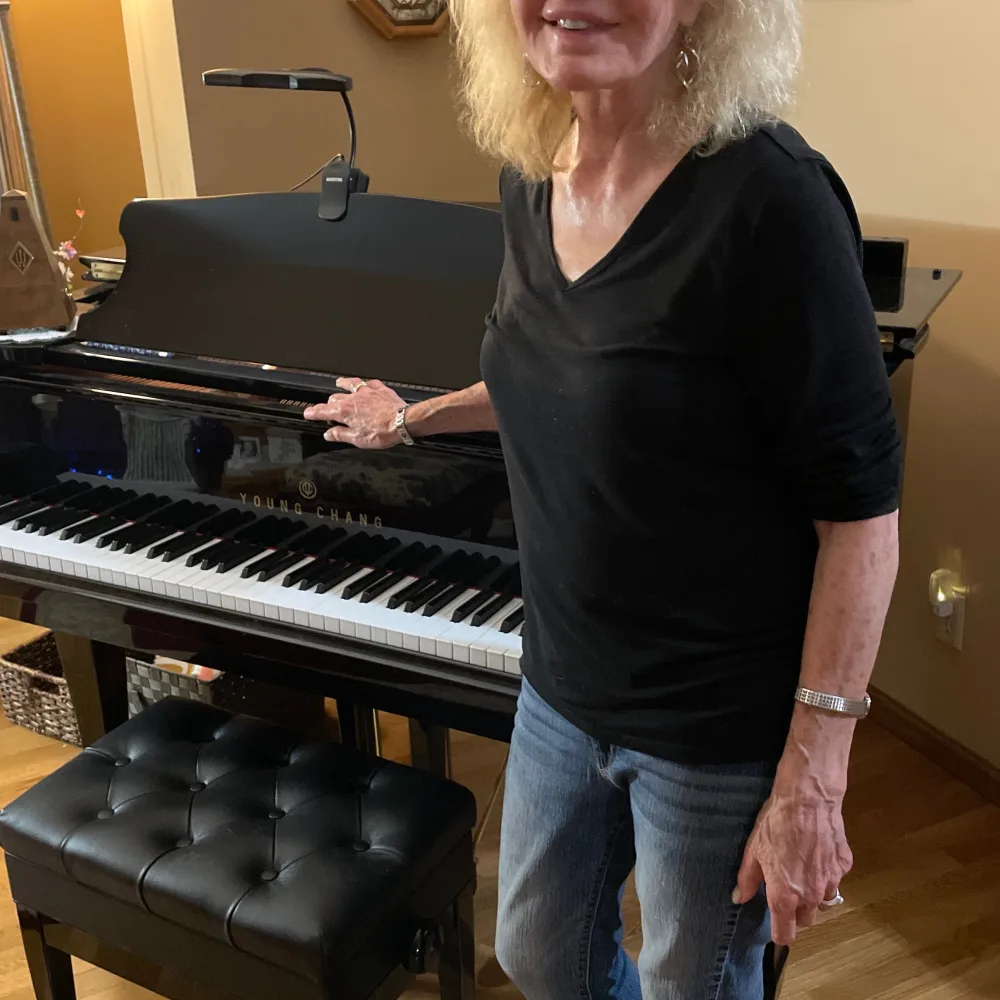 Diane Busch Classical Guitar & Piano Lessons In Northfield