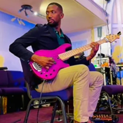 Jaron Porters Bass Guitar Lessons