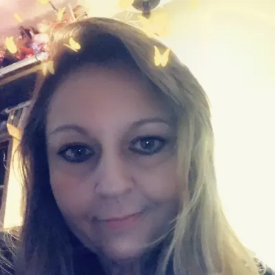 Lori’s Savvy Sitting Service