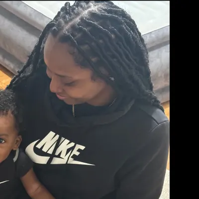 Laniqua's Babysitting Assistance