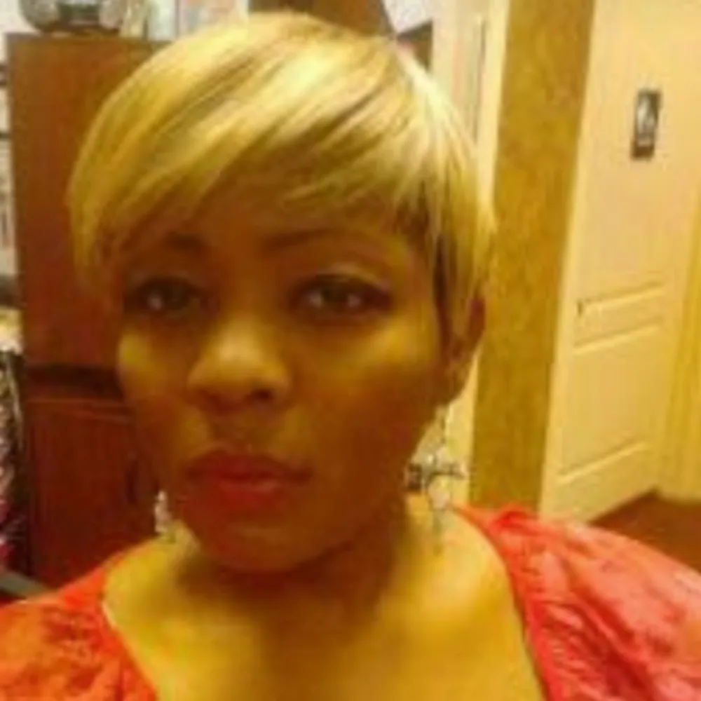 A Shearfashionista Salon Llc