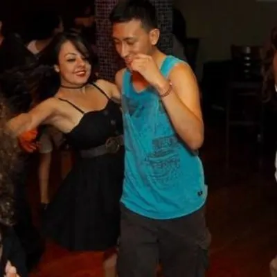 Beginners Intro To Bachata & Salsa Dancing
