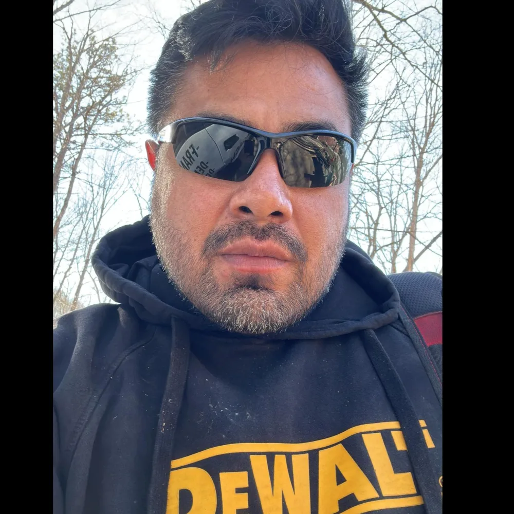D&M Drywalls Repairs, Patches, Hunging Sheetrock
