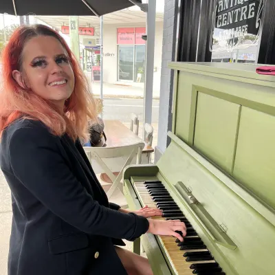 Singing Ivories