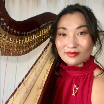 Sarah Thompson, Harpist