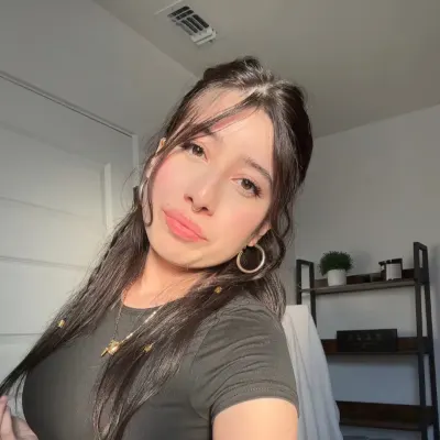 Noemi M