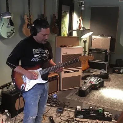 Terrence Luther School Of Guitar And Performance