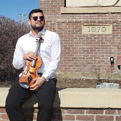 Victor Diaz - Violin Instructor