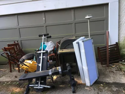 Belle's Hauling & Moving LLC