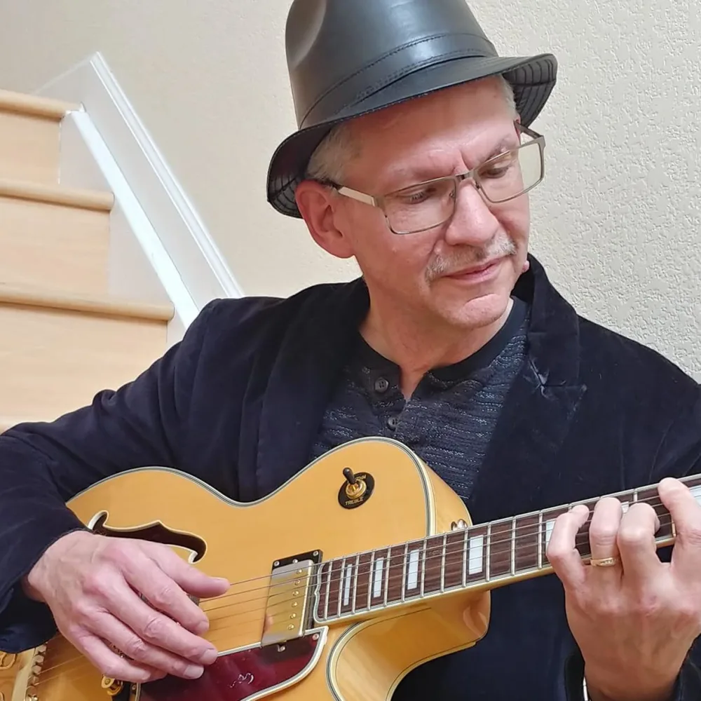 JR Guitar
