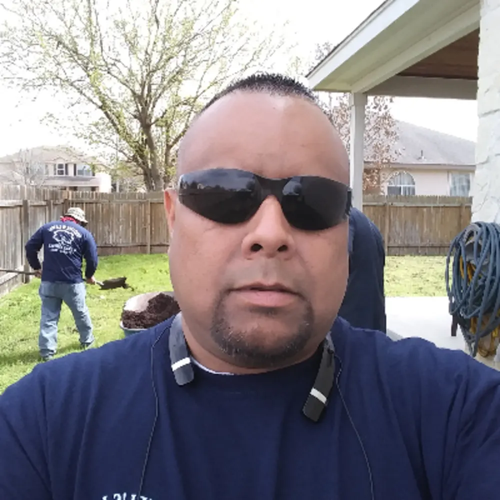 Miguels Lawn And Tree Service