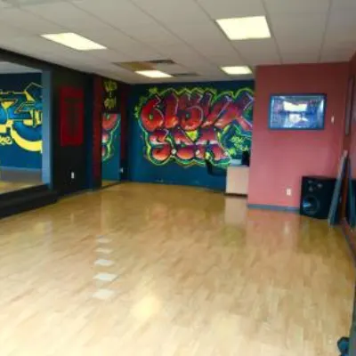 61Syx Street Dance Academy