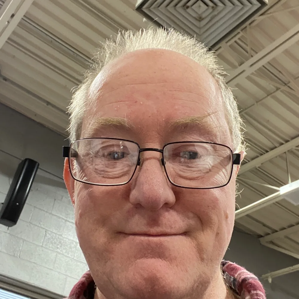 Pastor Carl Esque