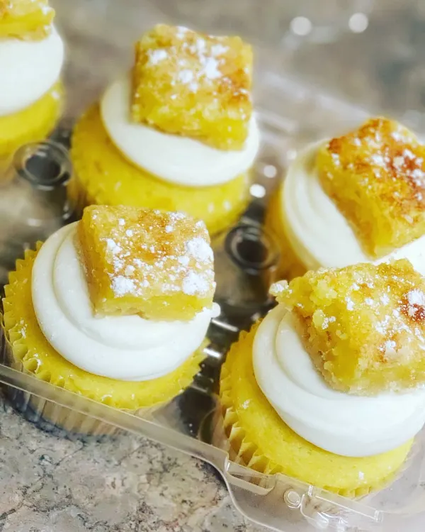 Lemon Square Cupcakes