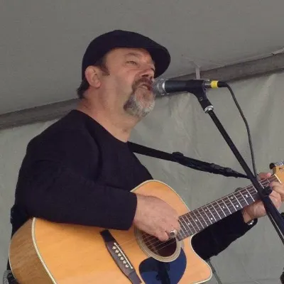 Peter Daldry Folk And Traditional Guitar Lessons