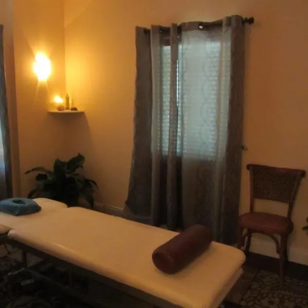 Alive And Well Acupuncture in Margate, FL // Thervo