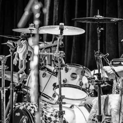 Richard Baker - Pro Drummer 