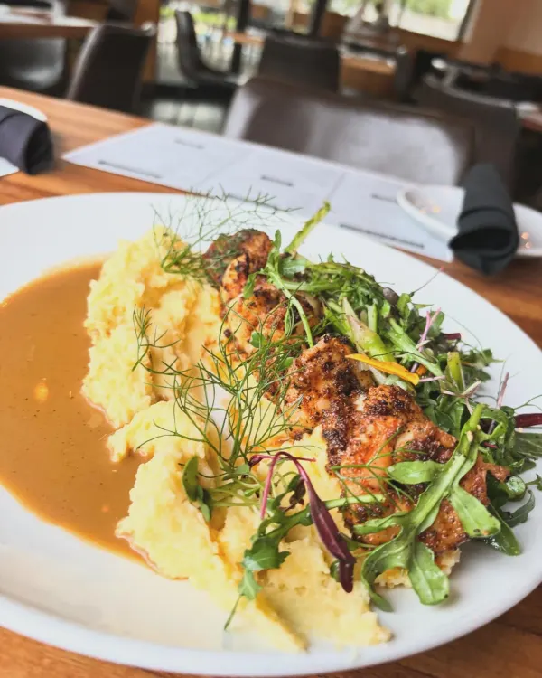 New Orleans bbq shrimp and grits