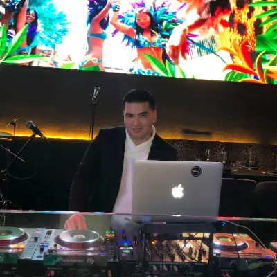 DJ C