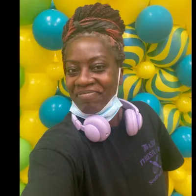 Thr33 Tymes In A Ro Soulfood,LLC