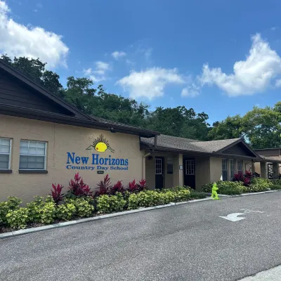 New Horizons Country Day School