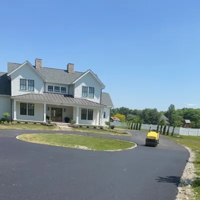Naylor's Asphalt Sealing And Paving