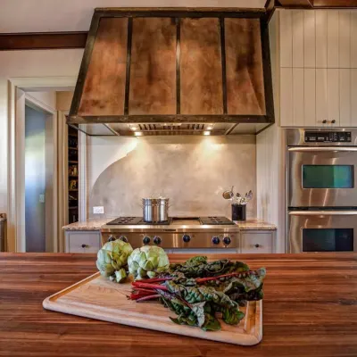 Distinctive Design + Build + Remodel