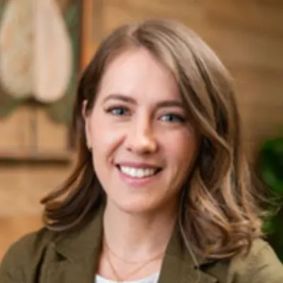 Katy Piontsak, Therapist