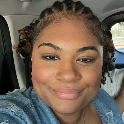 Akia Gray