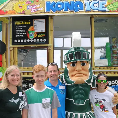 Kona Ice & Travelin Tom's Coffee