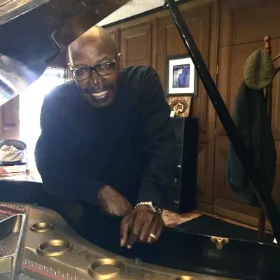 The Piano Lab 