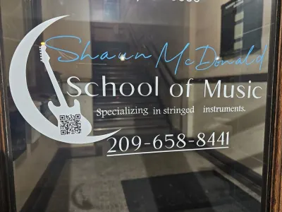 Shaun McDonald School Of Guitar