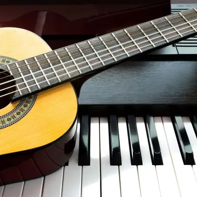 Beginner Piano And Guitar Lessons