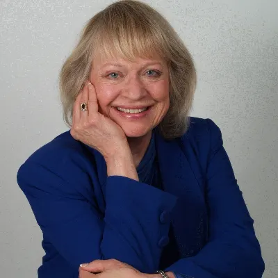 Dr. Victoria Lee, Clinical Psychologist